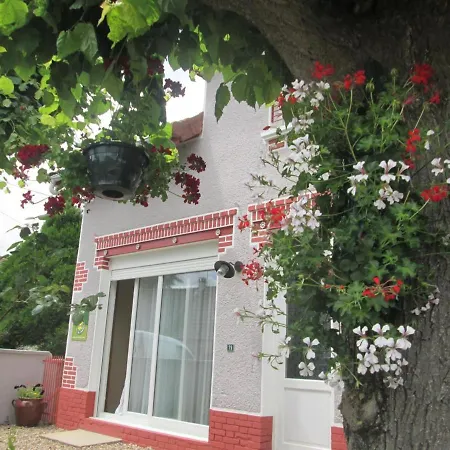 Confort A Molinet, Climatise, Avec Cour Close Et Proche De La Voie Verte ! - Fr-1-489-253 *